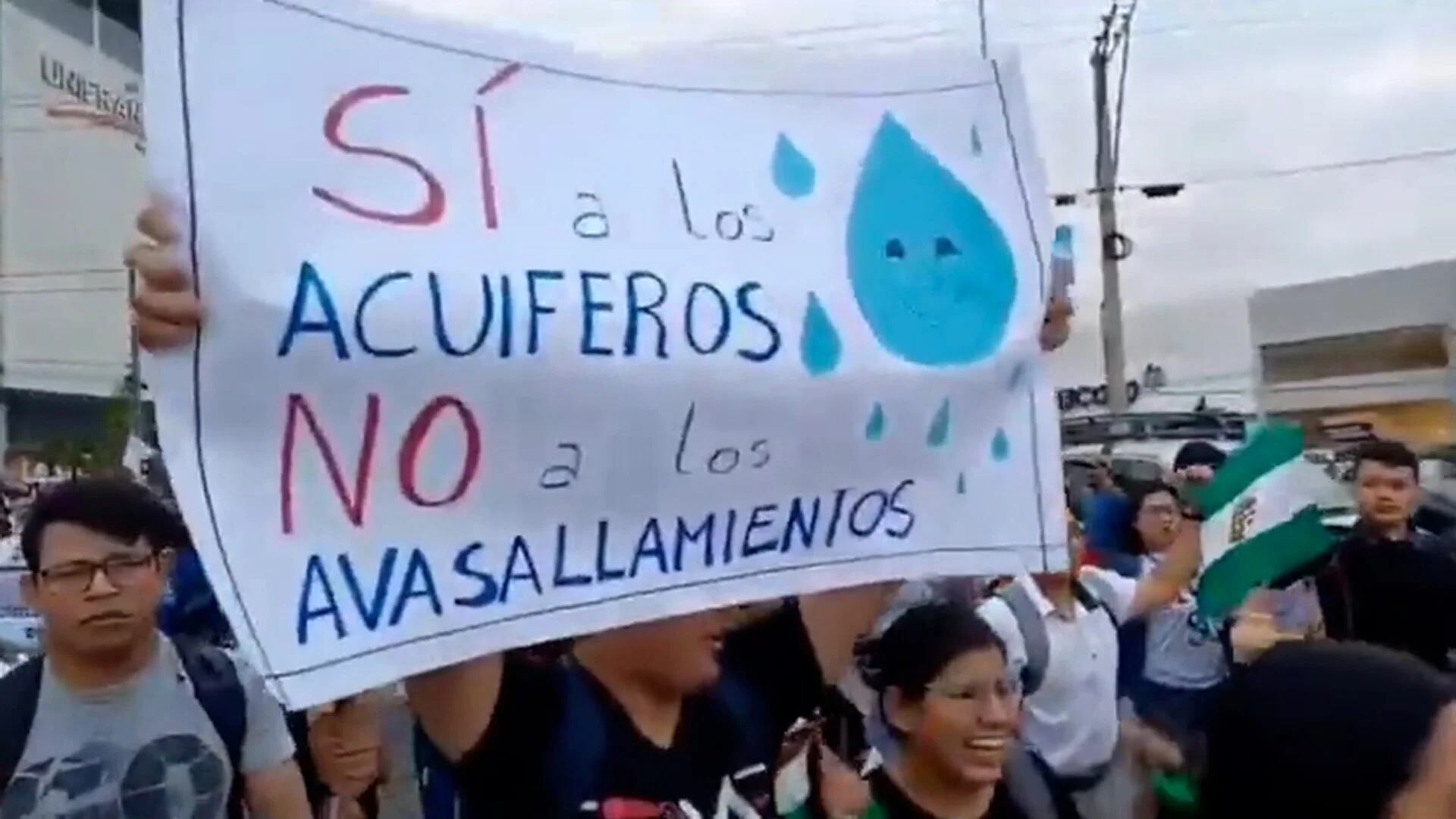 Tensión entre el Gobierno de Bolivia y Santa Cruz por la construcción de una nueva carretera sobre acuíferos