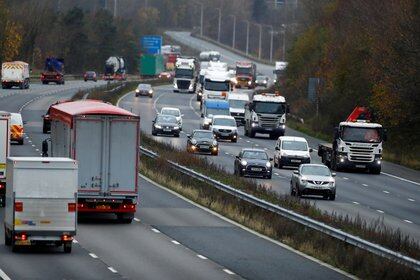 Vehicles on the M56 near Daresbury, as Britain will ban the sale of new petrol and diesel cars and vans from 2030, five years earlier than previously planned, in Cheshire, Britain, November 18, 2020. REUTERS/Jason Cairnduff