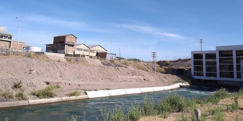 Hallaron un cadáver en una usina hidroeléctrica de Río Negro
