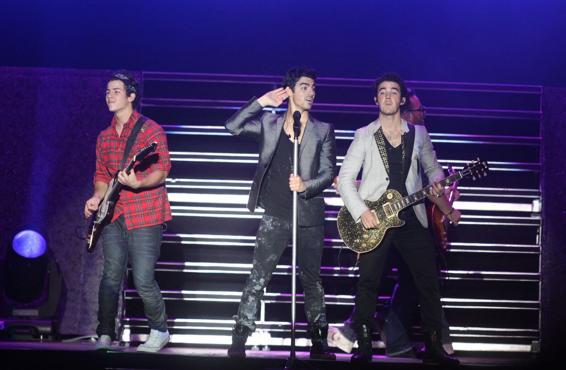 Los Jonas Brothers actúan en concierto realizado en Estadio Monumental, el sábado 30 de octubre de 2010. ANDINA/Créditos a Jessica Vicente