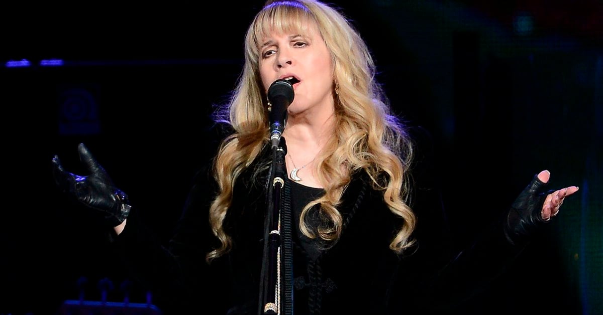 Photo of «Si no me hubiera hecho un aborto, estoy bastante seguro de que las computadoras Fleetwood Mac lo serían»: Stevie Nicks