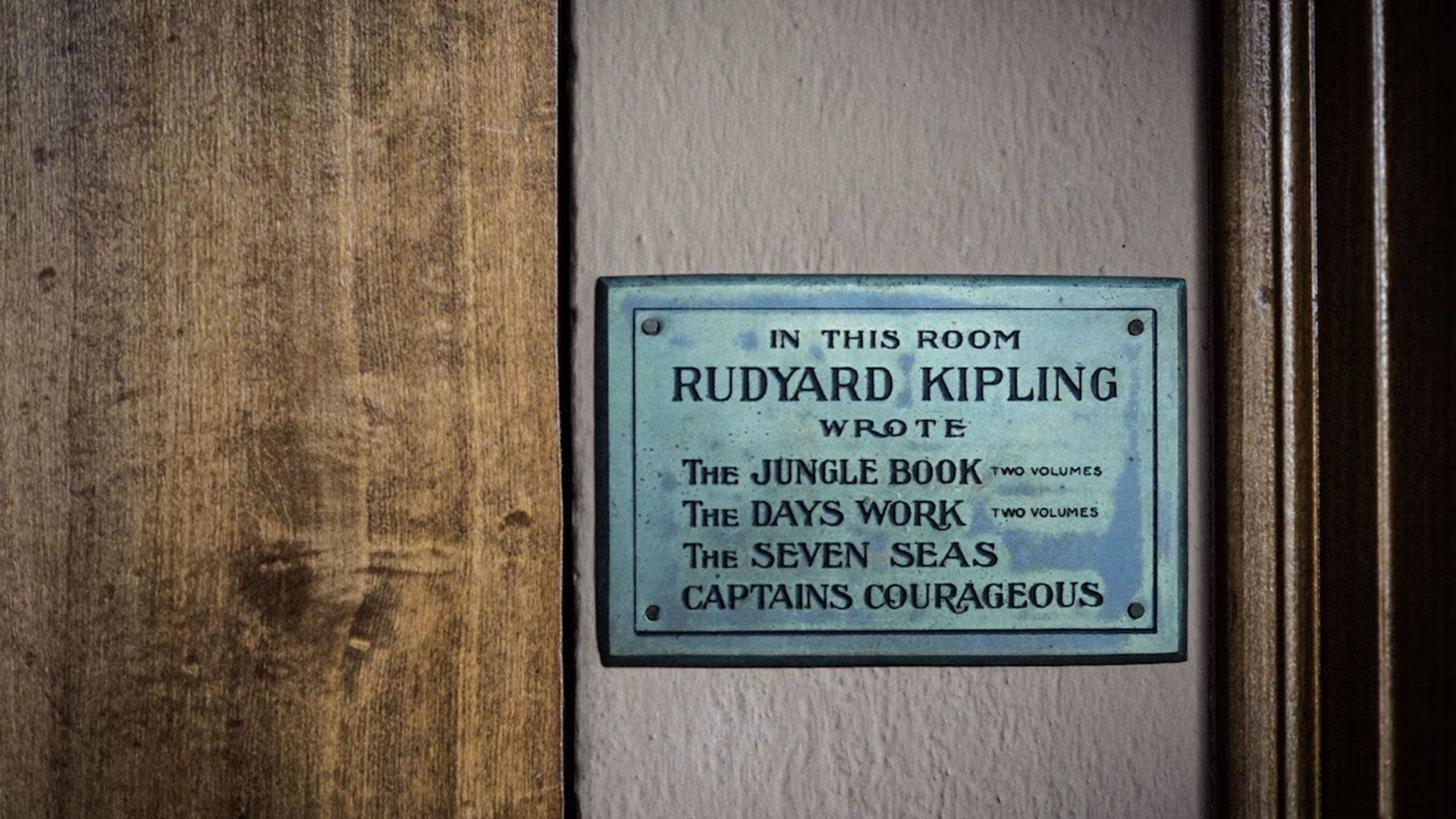 La placa que da la bienvenida en Naulakha, también conocida como la Casa Rudyard Kipling. (Kelly Fletcher-Rudyard Kipling House)