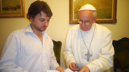 Juan Grabois junto al papa Francisco