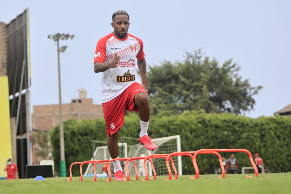 Perú vs Panamá: Jefferson Farfán, Sergio Peña y otras ausencias para el partido amistoso (Foto: FPF)