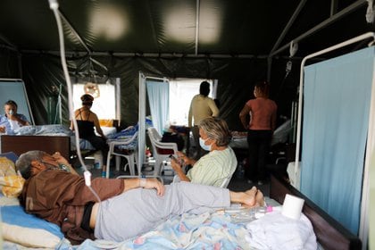 Lleno total en el hospital Poliedro de Caracas, por pacientes con COVID - 19 Venezuela, March 21, 2021. REUTERS/Leonardo Fernandez Viloria 