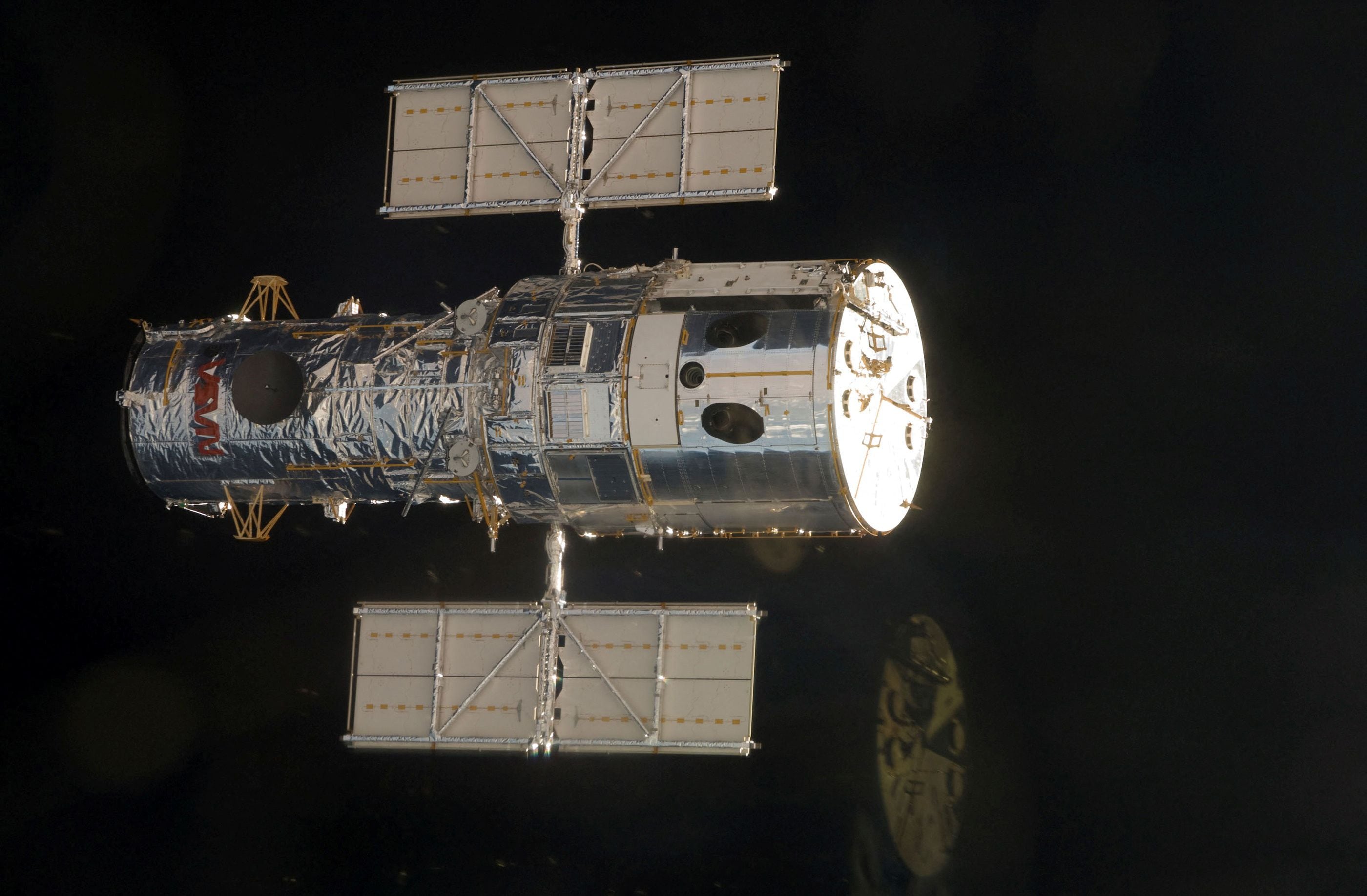 El Hubble Space Telescope fue lanzado en 1990 por la NASA ( REUTERS/NASA )