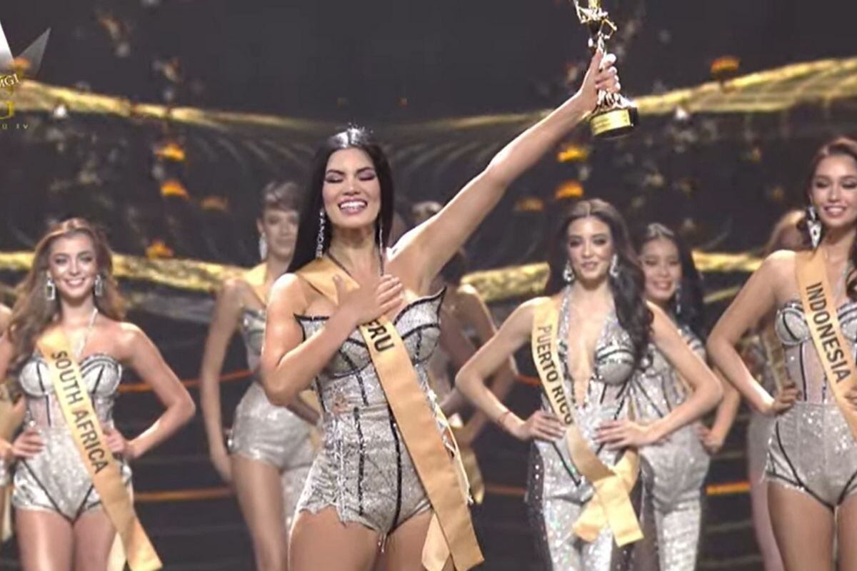 La representante de Perú aceptó el premio a mejor traje típico nacional. (Foto: Miss Gran International)