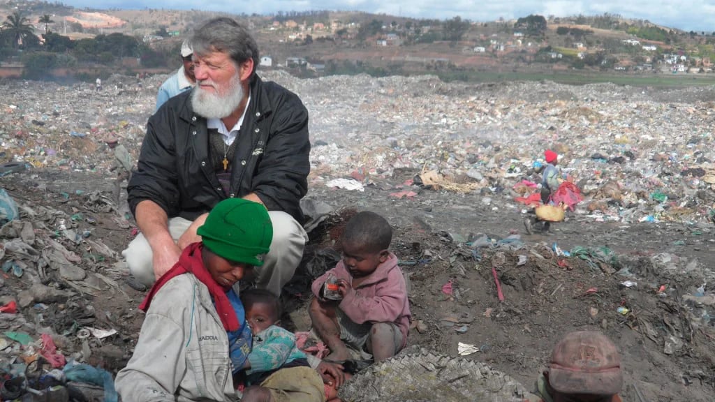 Akamasoa, el basural que se convirtió en ciudad, tiene 17 barrios y 25 mil habitantes