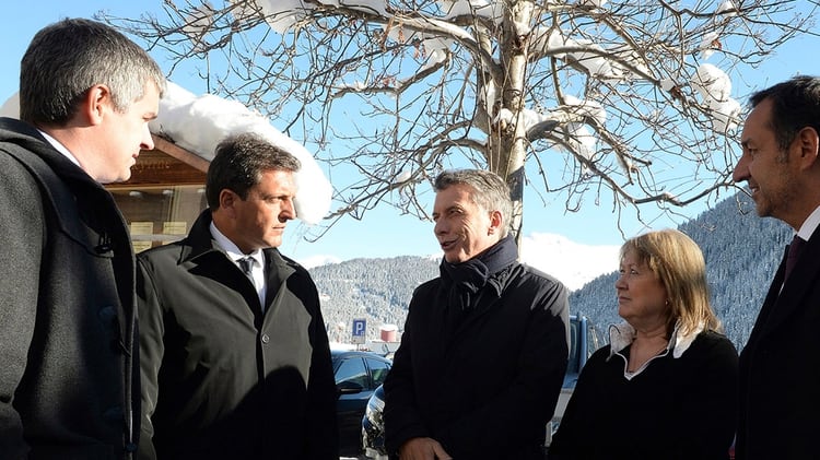 Mauricio Macri y Sergio Massa compartieron gira en Davos en 2016. Allí el presidente “nominó” a Massa como el líder del peronismo opositor