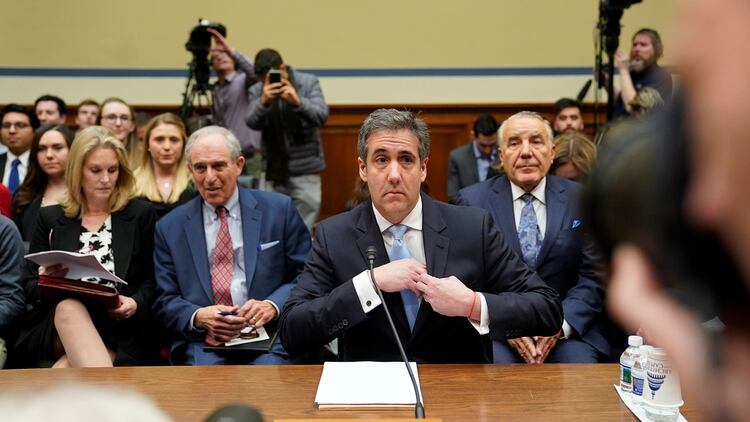 Las declaraciones de Cohen en el Congreso dieron más indicios sobre presuntas irregularidades en las finanzas del presidente