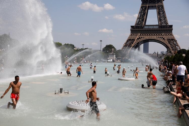 La ola de calor que afectó recientemente a Europa no será la última. (REUTERS/Charles Platiau)
