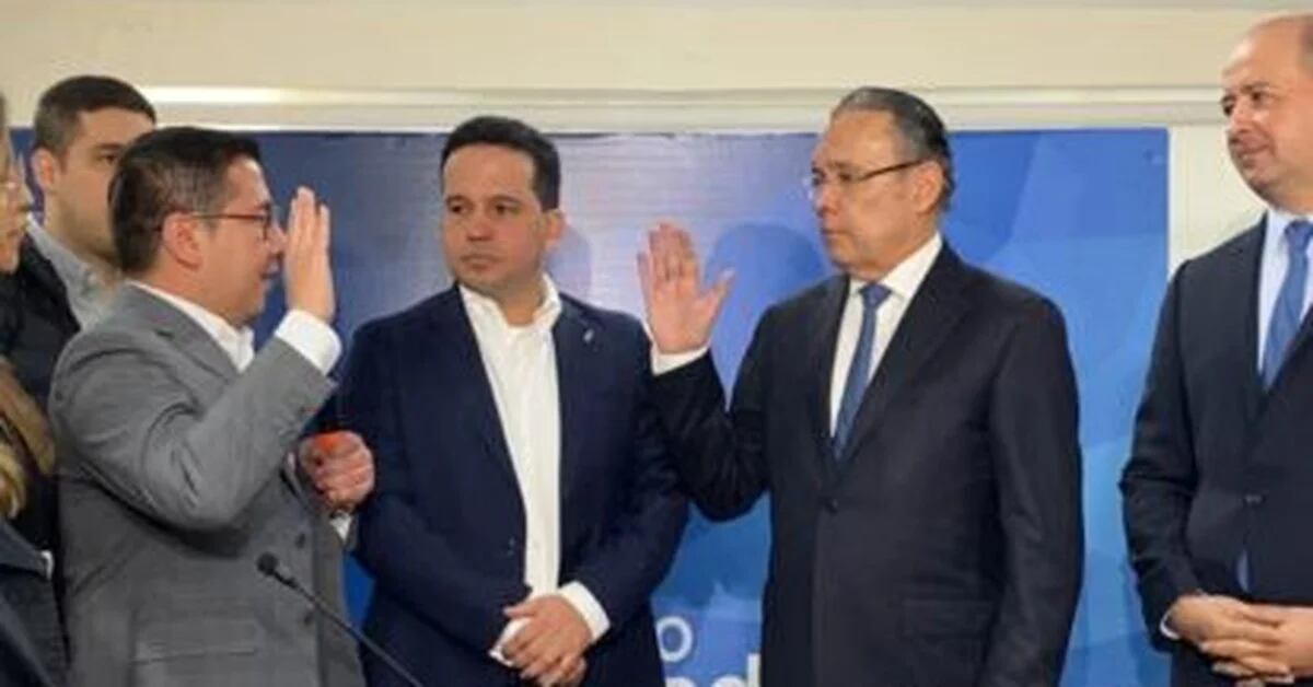 Coup in the Conservative Party: Efraín Cepeda is the new president to replace Carlos Andrés Trujillo