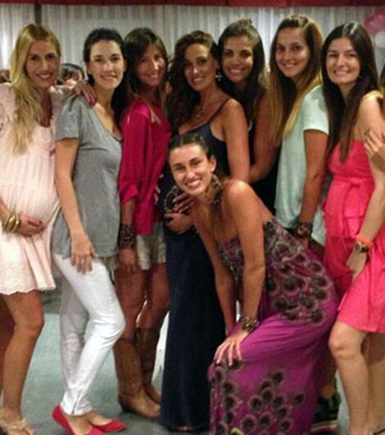 Debora Bello Celebro El Baby Shower De Su Hija Infobae