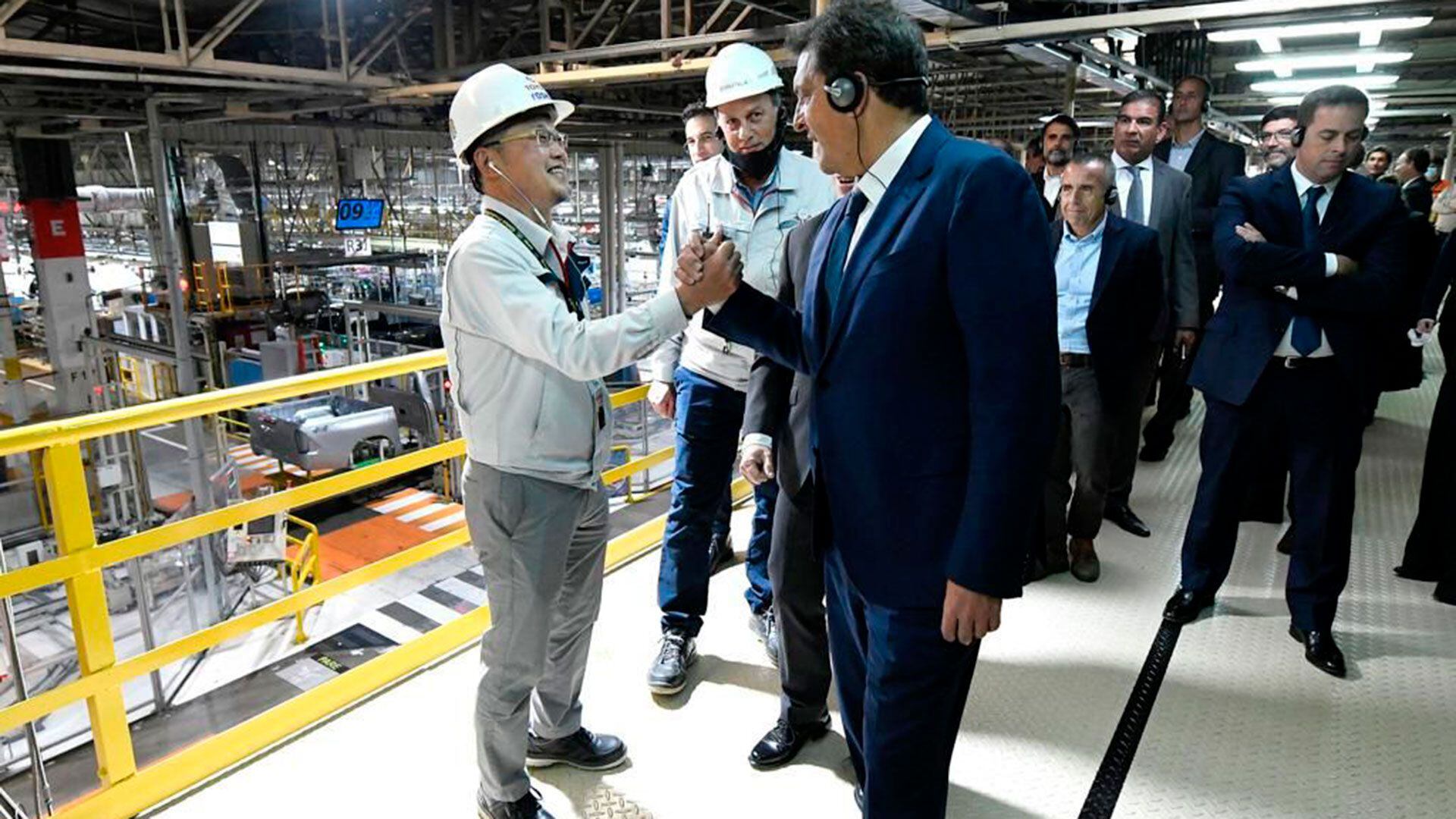 Toyota anuncia la construcción de una nueva planta para producir la Hiace en Argentina.