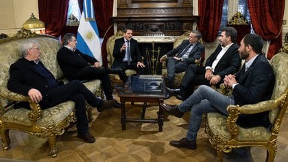 Sergio Massa junto a los principales referentes parlamentarios de Juntos por el Cambio