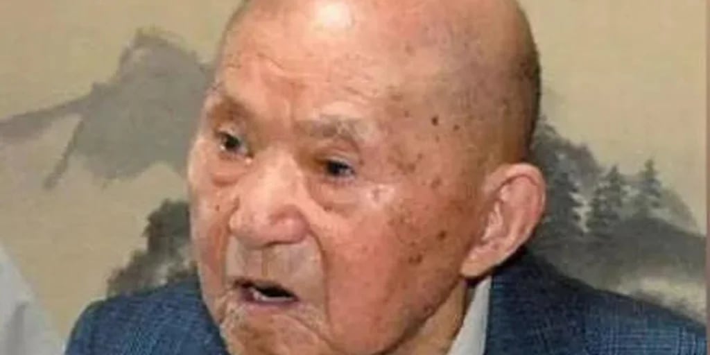 La increíble historia del hombre más viejo del mundo que fue un fraude y llevaba 30 años muerto en su casa