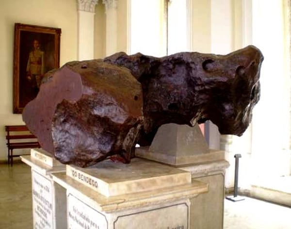 El Bendegó, el meteorito más famoso de Brasil (Museo Nacional de Río de Janeiro)