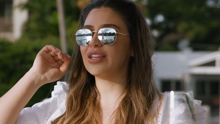 Durante su breve aparición, Emma Coronel se quejó de no poder tener una vida normal. (Foto: captura de pantalla)