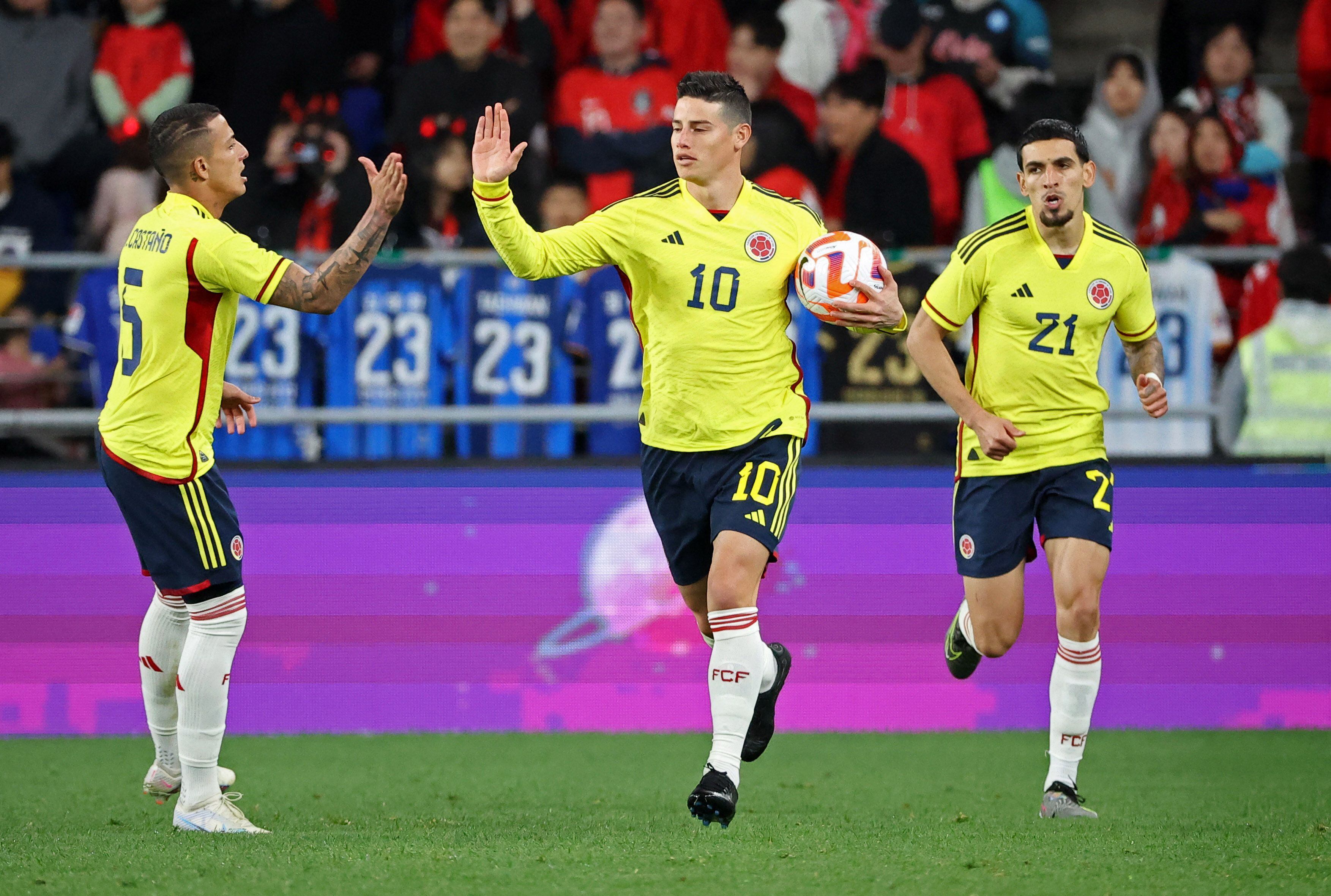 James Rodríguez marca la historia con Colombia. REUTERS/Kim Hong-Ji