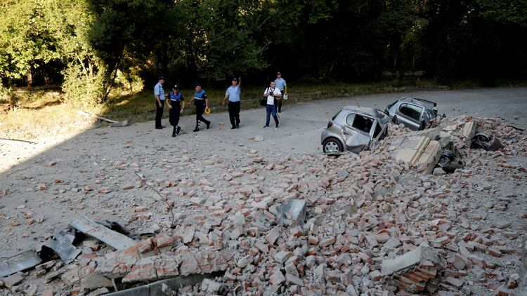 Destrozos en Albania tras terremoto (REUTERS/Florion Goga)