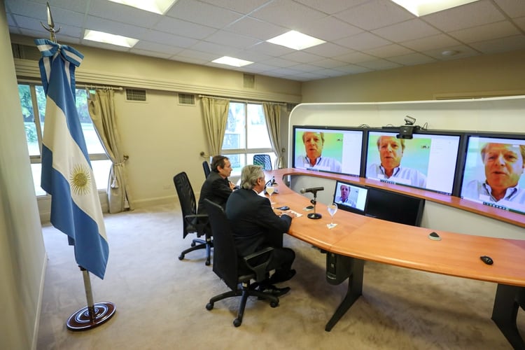 Alberto Fernández mantuvo una reunión con el Banco Mundial, ayer, también por videoconferencia (Presidencia).