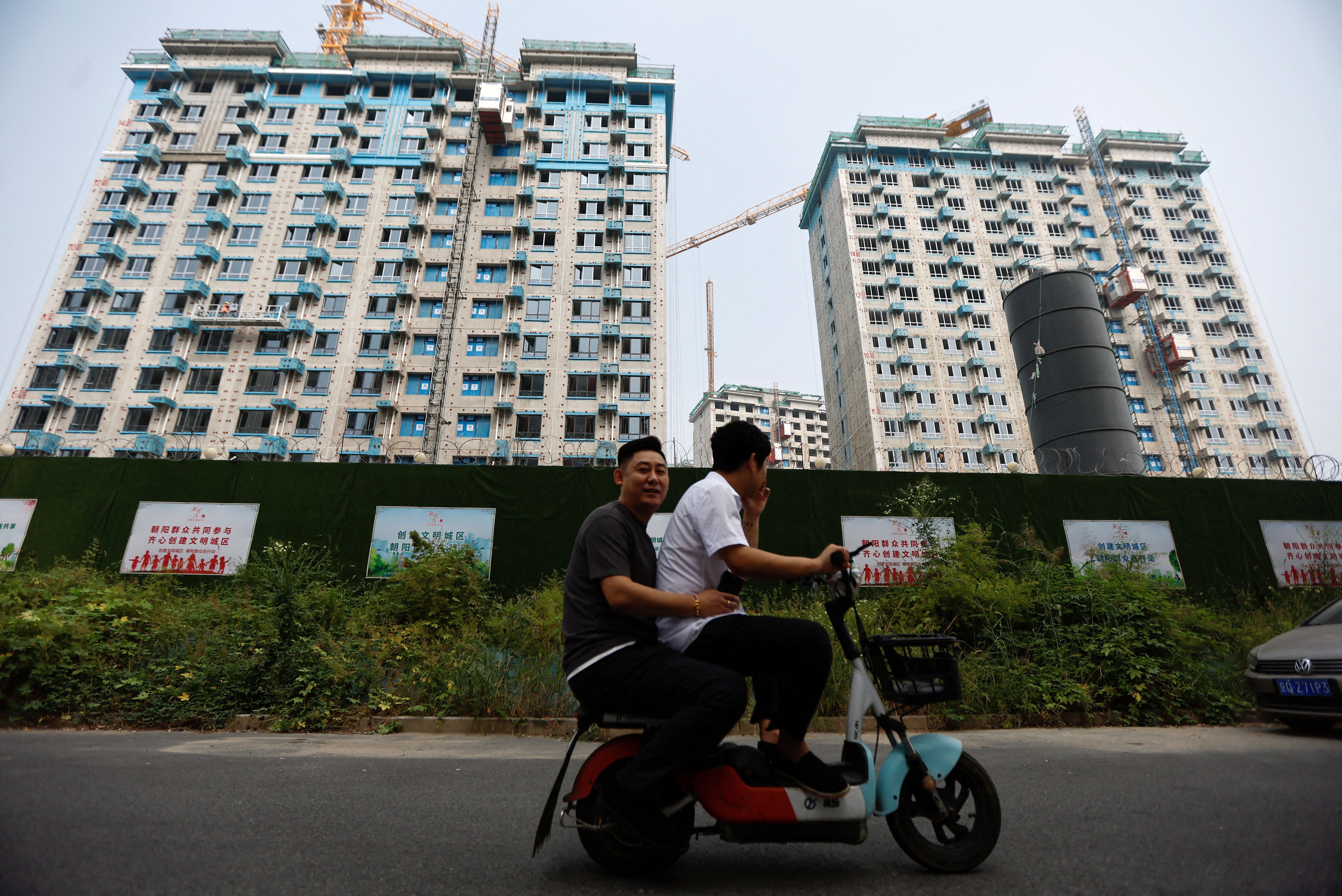 China enfrenta graves problemas económicos, agravados por una fuerte crisis inmobiliaria (REUTERS/Tingshu Wang)