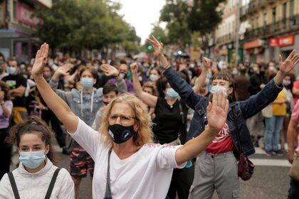 La protesta en el barrio de Vallecas (REUTERS/Javier Barbancho)
