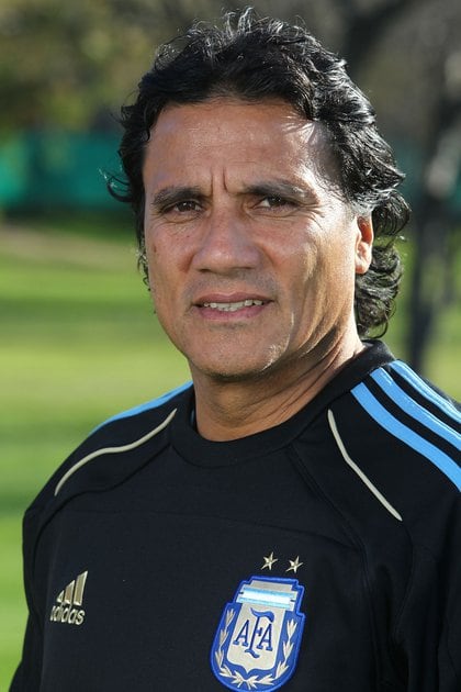 Entrevista Al Negro Enrique Que Pidio Maradona Cuando Alemania Empato La Final Del Mundial 86 El Llanto De Lionel Messi Y Como Transformo Al Vago Leandro Paredes Infobae