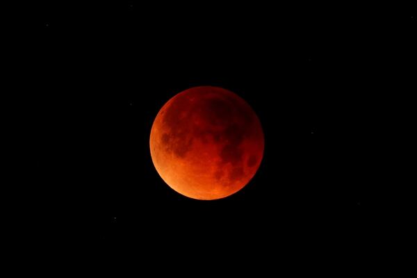 El fenómeno astronómico será el eclipse lunar más largo del siglo XXI (Getty Images)