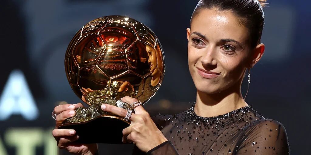 Aitana Bonmatí ya está en Suiza con el Balón de Oro