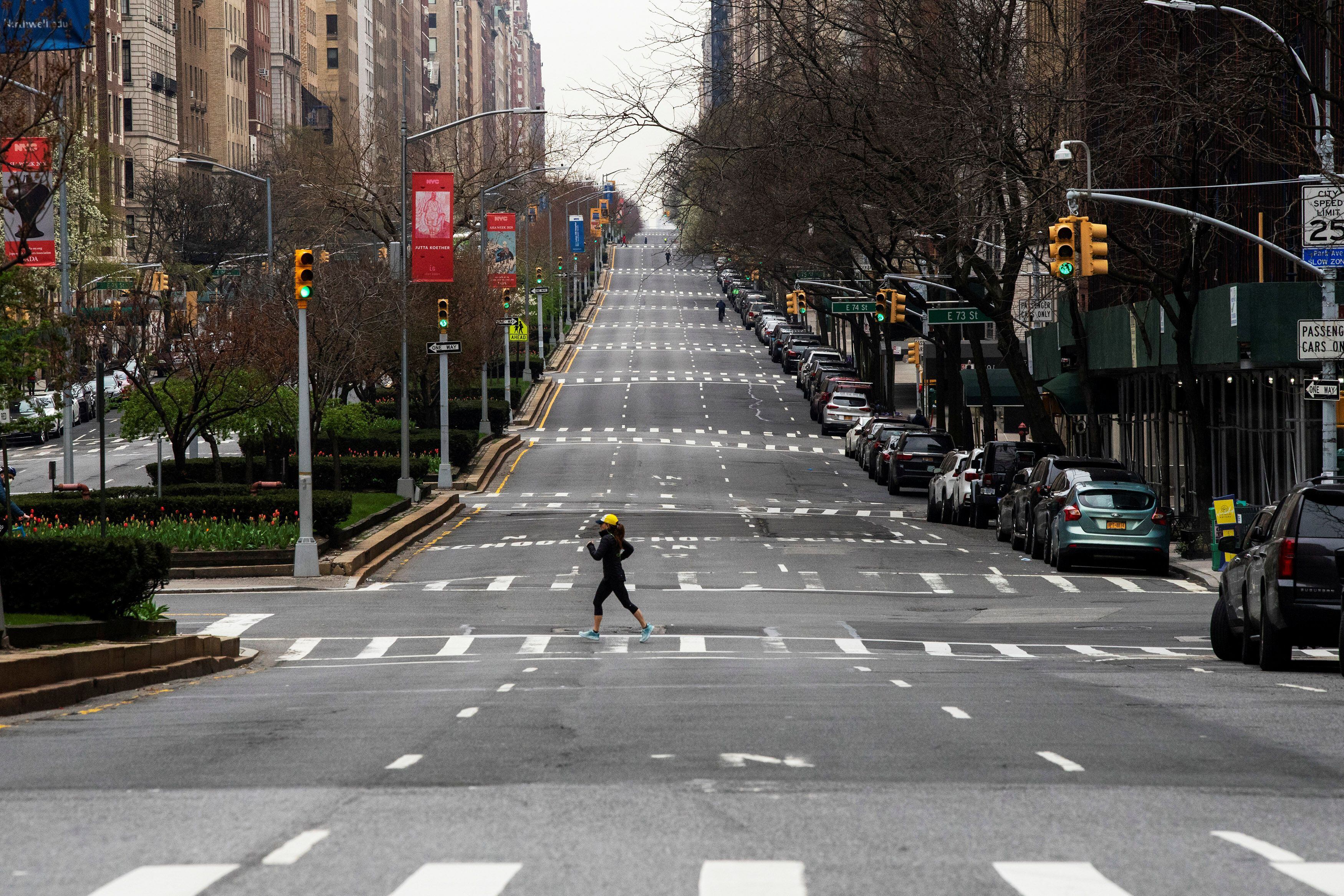Park Avenue, en Manhattan, vacía. (REUTERS / Eduardo Munoz)
