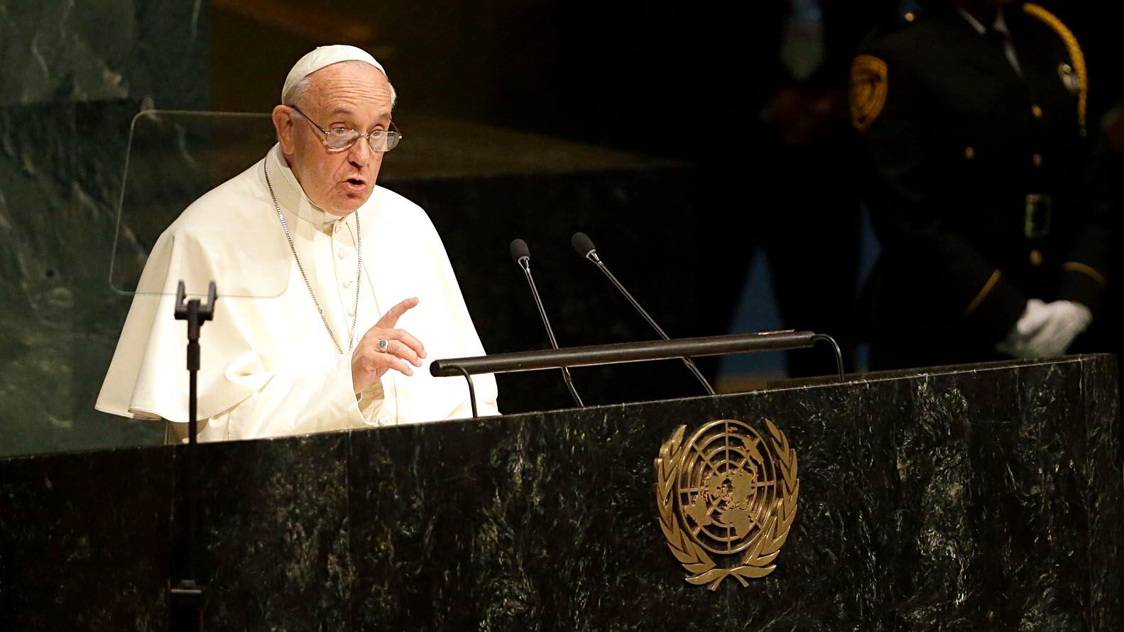El papa Francisco pidió en la ONU evitar “toda tentación de caer en un nominalismo declaracionista con efecto tranquilizador en las conciencias” (AP)