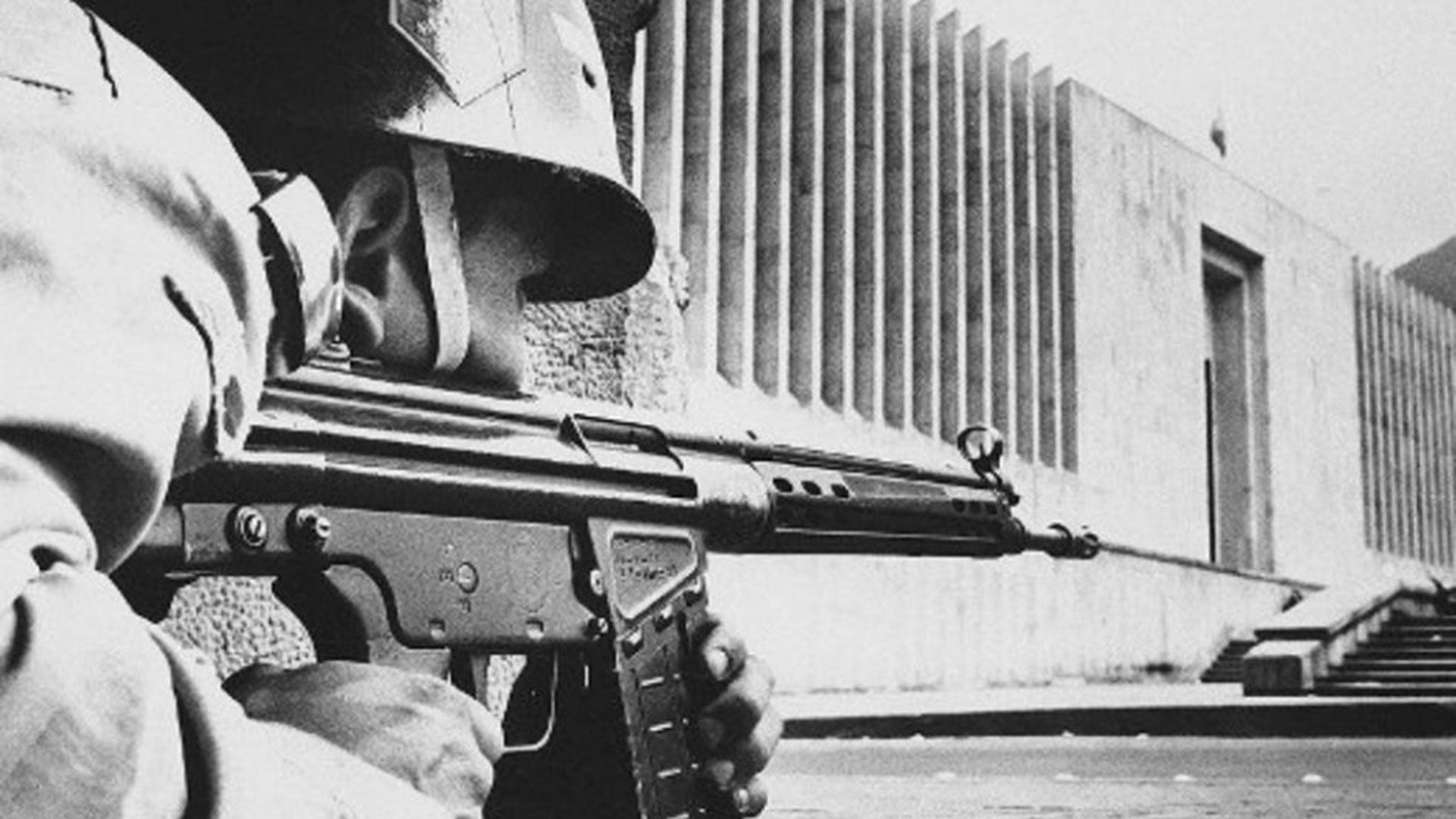 La Toma del Palacio de Justicia, en Bogotá. Operación Antonio Nariño fue un asalto perpetrado el miércoles 6 de noviembre de 1985 por un comando de guerrilleros del Movimiento 19 de abril (M-19) Archivo Colprensa.