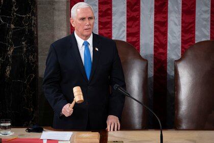 Pence, al abrir la sesión en el Capitolio para convalidar la victoria electoral de Joe Biden