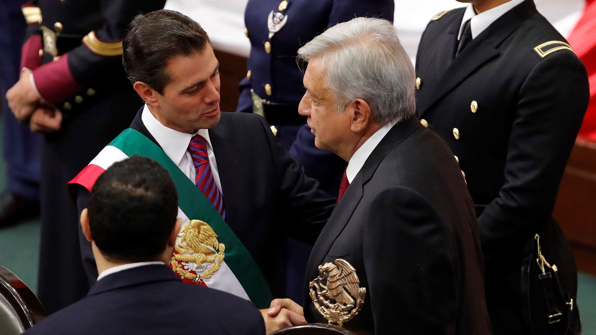 A Peña Nieto le agradeció no haber interferido en las elecciones. (Foto: EFE)