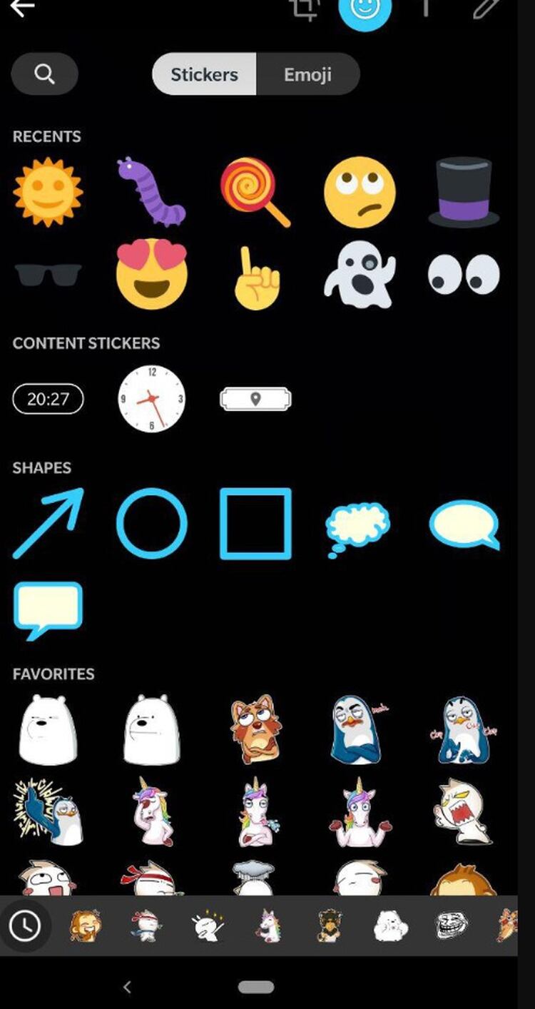 La nueva versión integraría dos pestañas separadas: una para los emojis y otra para los stickers (WABetaInfo)