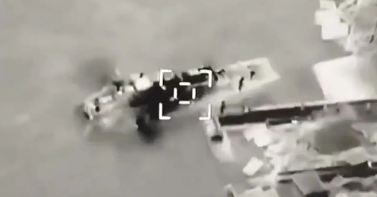 Ukrainische Drohne zerstört weiteres russisches Schiff: „Parade am 9. Mai auf dem Meeresboden“