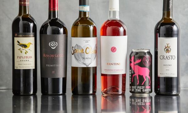 Una selección de vinos que cuestan menos de 20 dólares (Jennifer Chase / The Washington Post)