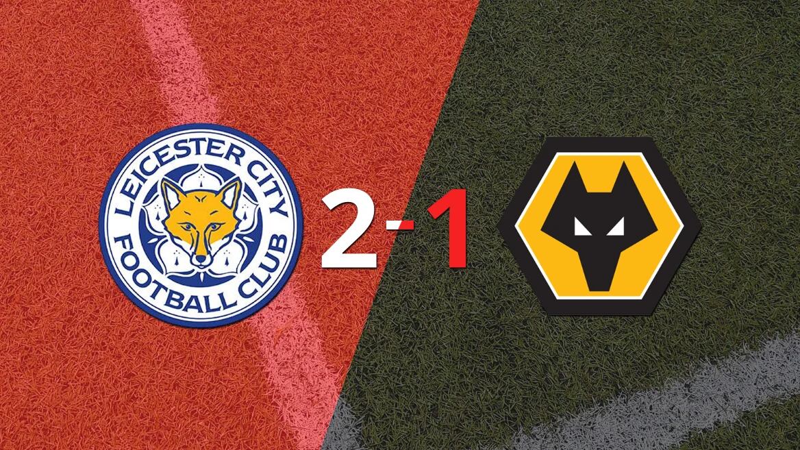 Wolverhampton cayó 2-1 en su visita a Leicester City