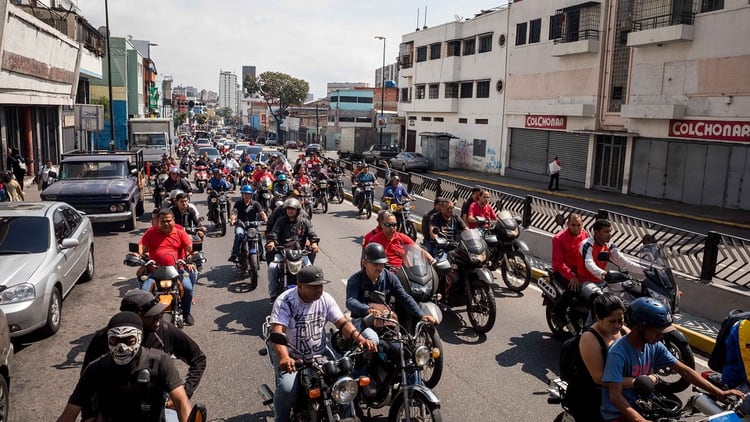 Colectivos chavistas (EFE)