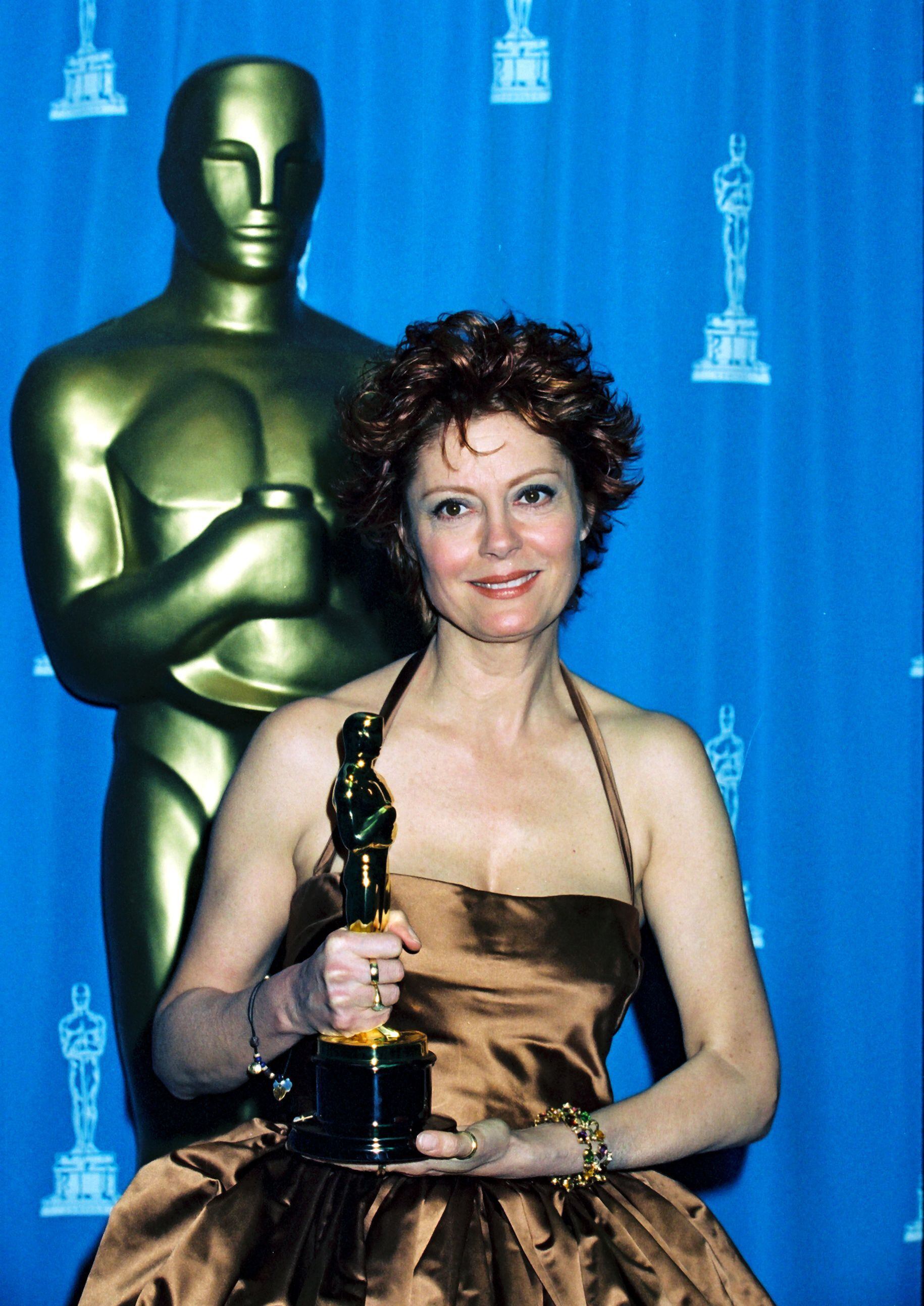 Susan Sarandon con su Oscar (Bei/Shutterstock) 