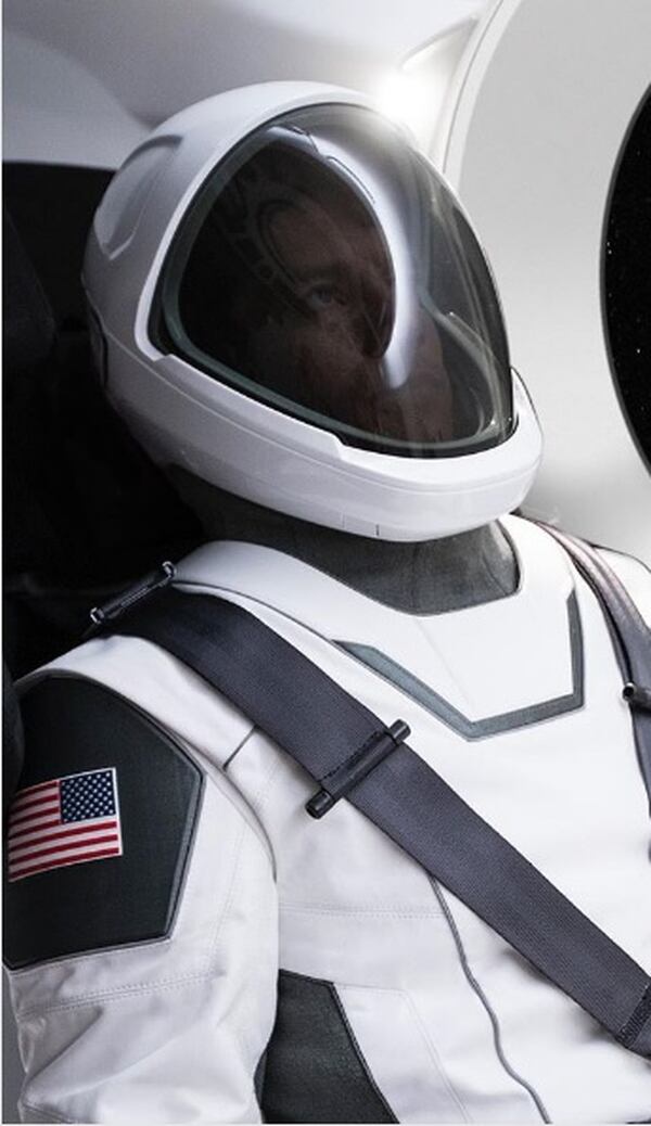 Una imagen de los trajes espaciales de Space X que Musk compartiÃ³ en Instagram