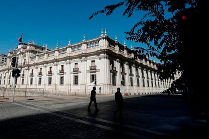 El gobierno de Chile salió al paso de la acusación, advirtiendo que "existe total compromiso del Ejecutivo con los derechos humanos"