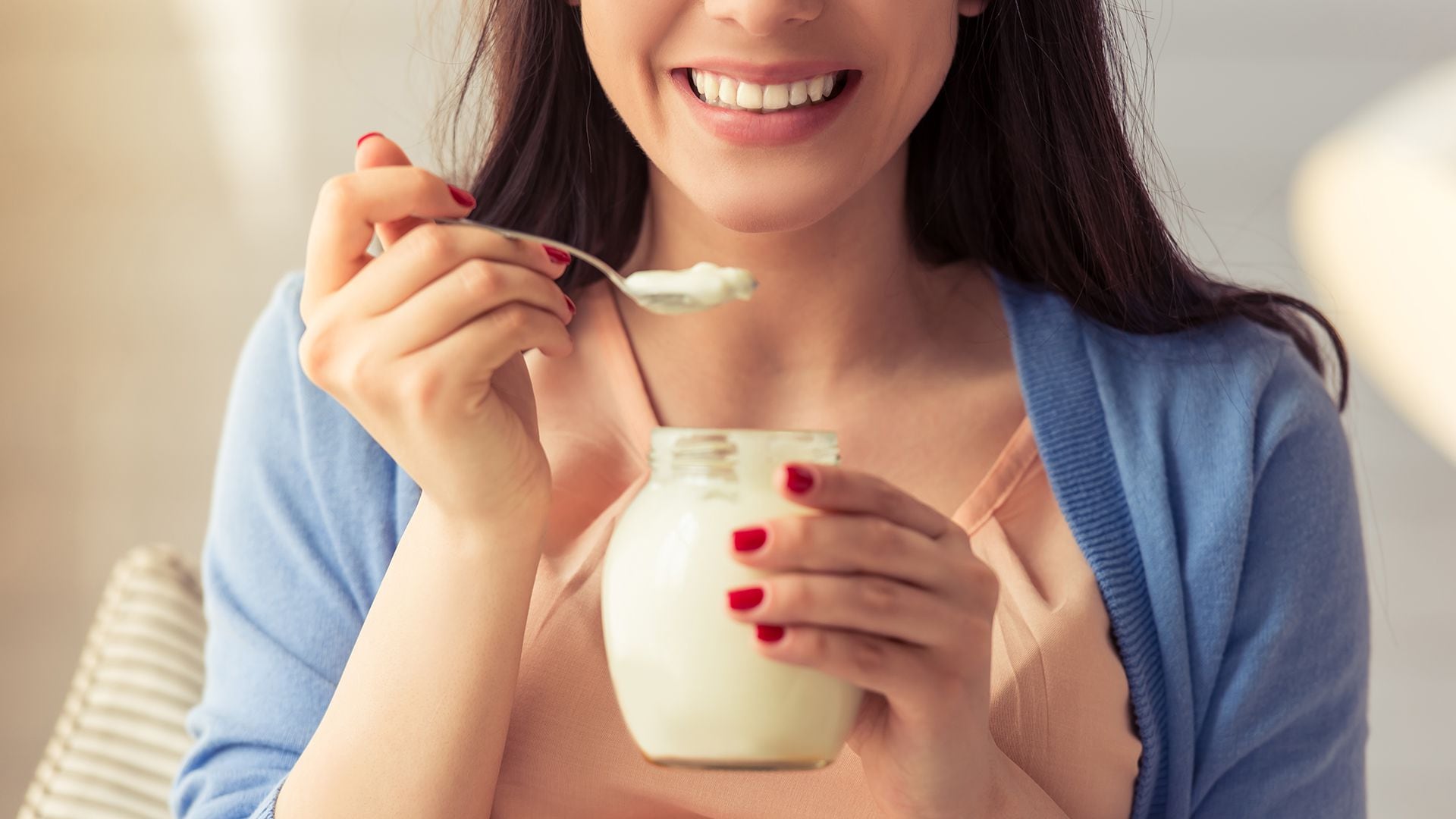  El yogur natural contribuye con potasio, proteínas y los probióticos saludables/Archivo