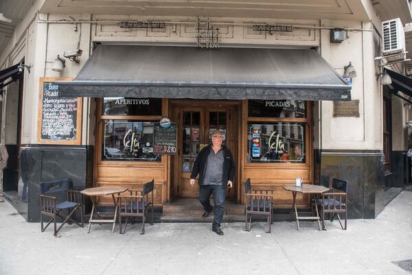 Desde 1941 está abierto Celta Bar ubicado en la esquina de la calle Sarmiento y Rodríguez Peña