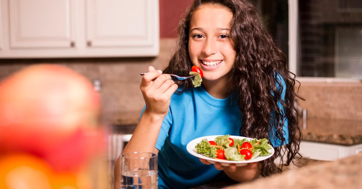 What are the foods that best protect the heart of adolescents?