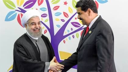 Rohani y Maduro (AFP)