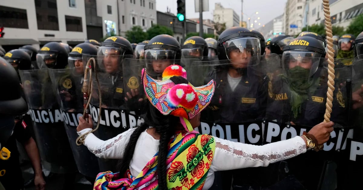 Government lifts state of emergency in Lima