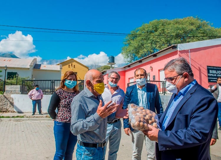 El Gobernador aseguró que no tendrá problemas para pagar sueldos en los próximos meses (Twitter: @RaulJalil_ok)