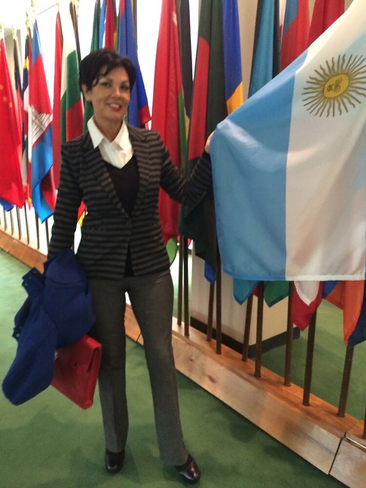 Desde Riyadh, Arabia Saudita, donde participa del Foro de Mujeres del G 20, Delia Flores instó a cuidar la relación con Brasil y recordó que en el comercio internacional 